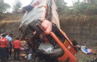 शेडुंगजवळील अपघातात बसमधील 17 प्रवाशांचा मृत्यू